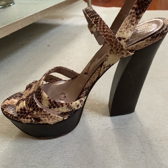 Vince Camuto python platforms - Picture 1 of 3